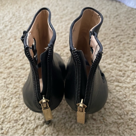 Banana Republic Open Toe Booties in Black Size 5 - Picture 6 of 16